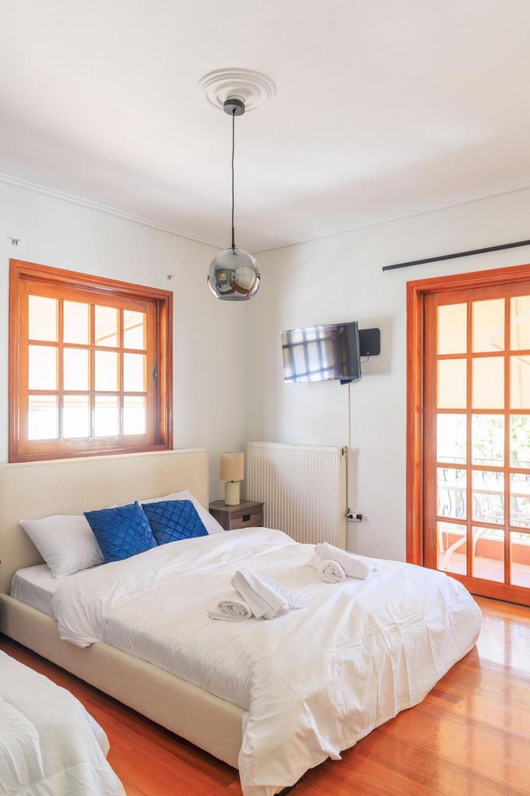 Aiolos Grand Super Lux Suite Kalamaki Alimos Near The Sea アテネ エクステリア 写真
